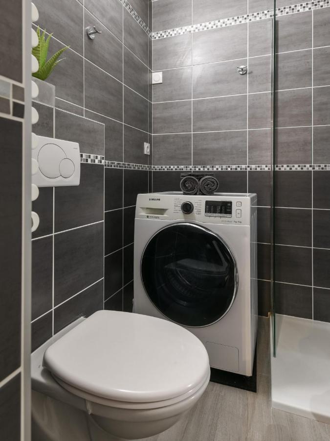 Au Nom De La Rose - Casa Vostra - Caution 800 Eur & Id Requises - Annemasse Exterior foto