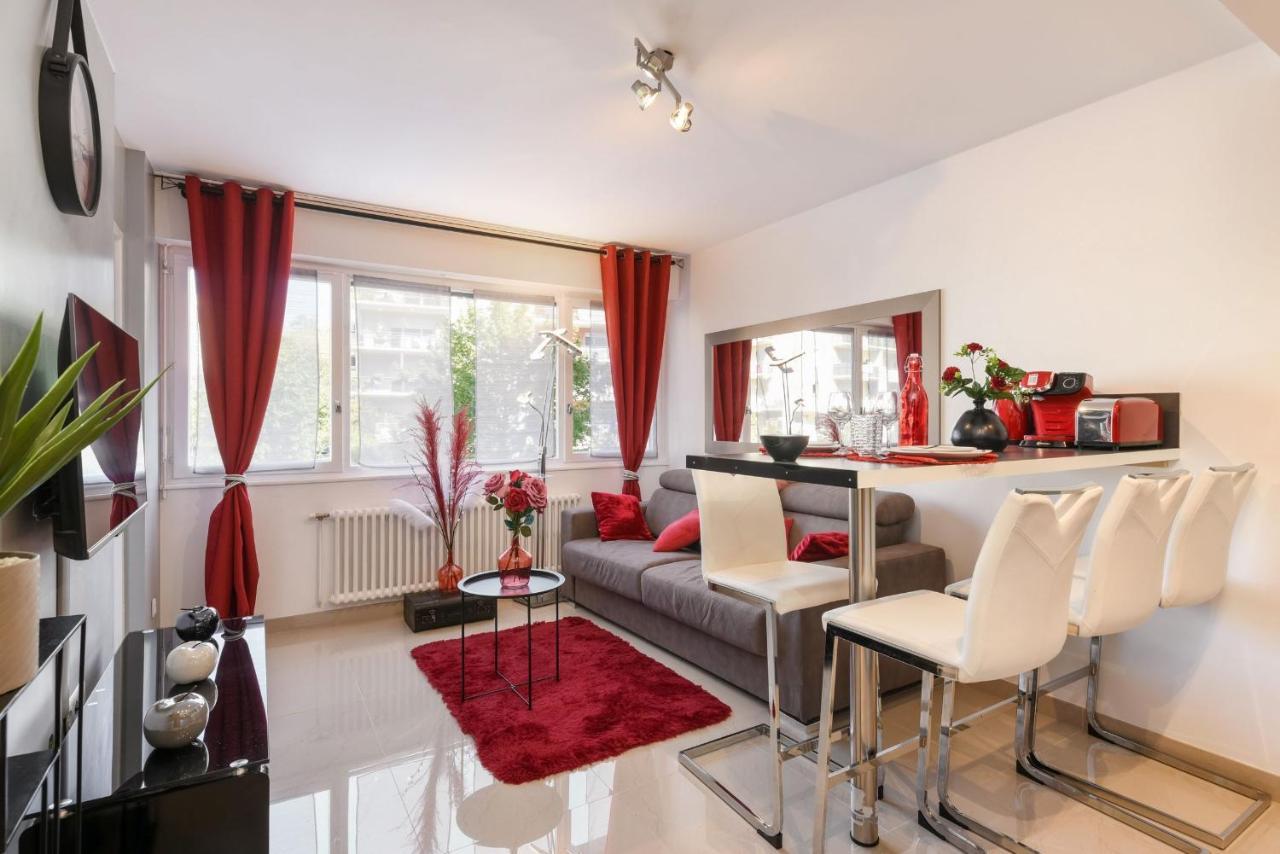 Au Nom De La Rose - Casa Vostra - Caution 800 Eur & Id Requises - Annemasse Exterior foto