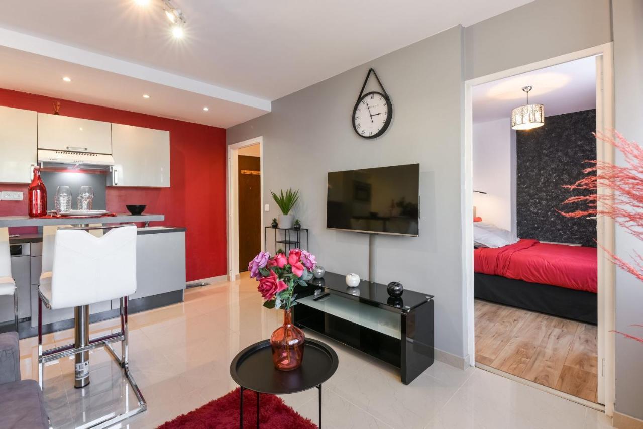 Au Nom De La Rose - Casa Vostra - Caution 800 Eur & Id Requises - Annemasse Exterior foto